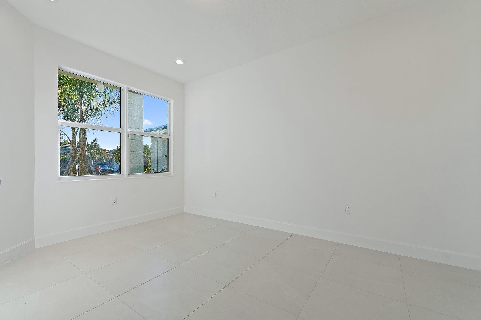 Valencia Grove - Residential