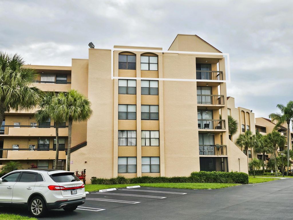 Photo of 2255 Lindell Boulevard #4511, Delray Beach, FL 33444 (MLS # B26020931)