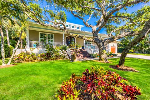 2 Fieldway Drive Sewalls Point FL 34996