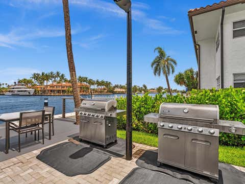 Tiny photo for 3300 NE 36th Street #1016, Fort Lauderdale, FL 33308 (MLS # B26051876)
