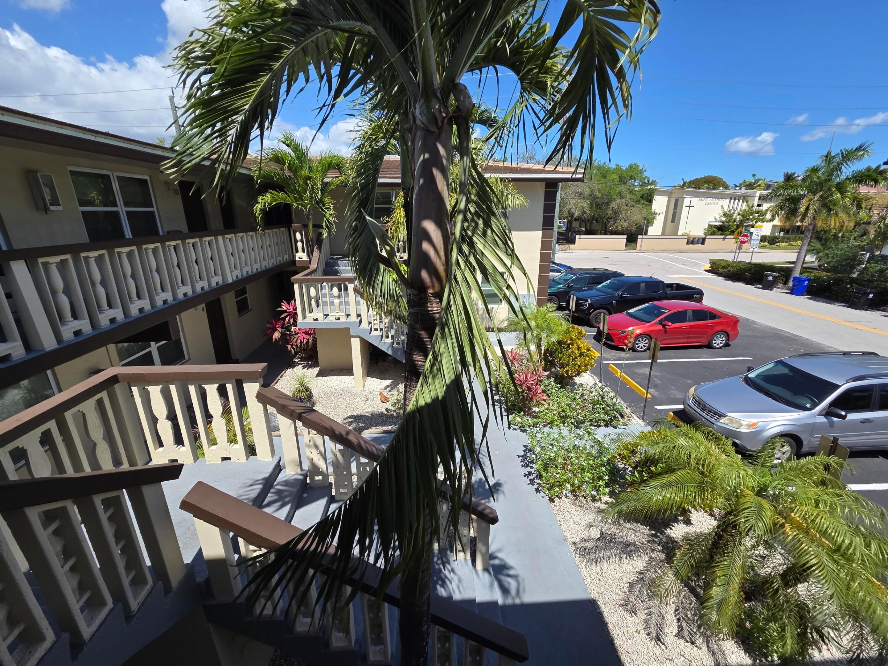 DAVIS ADD 3-28 - Residential Lease