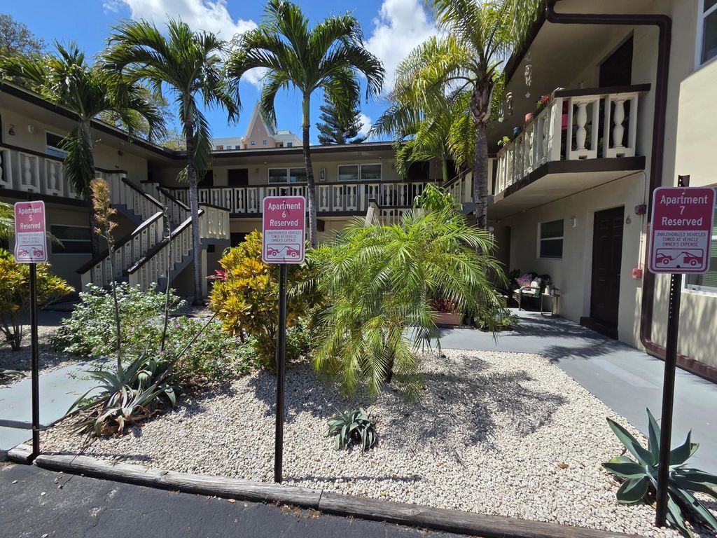 Photo of 720 NE 2nd Street #7, Fort Lauderdale, FL 33301 (MLS # B26005192)