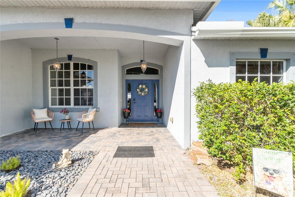 Photo of 1209 SW Emerald Avenue, Port Saint Lucie, FL 34953 (MLS # F10552117)