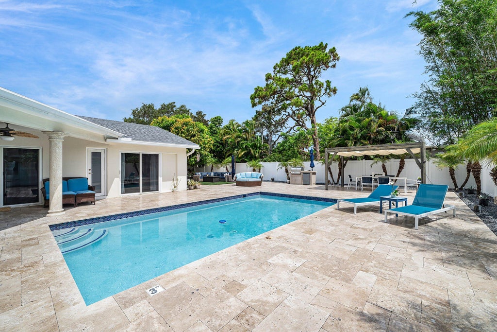 Photo of 1029 W Palmetto Park Road, Boca Raton, FL 33486 (MLS # B26041549)