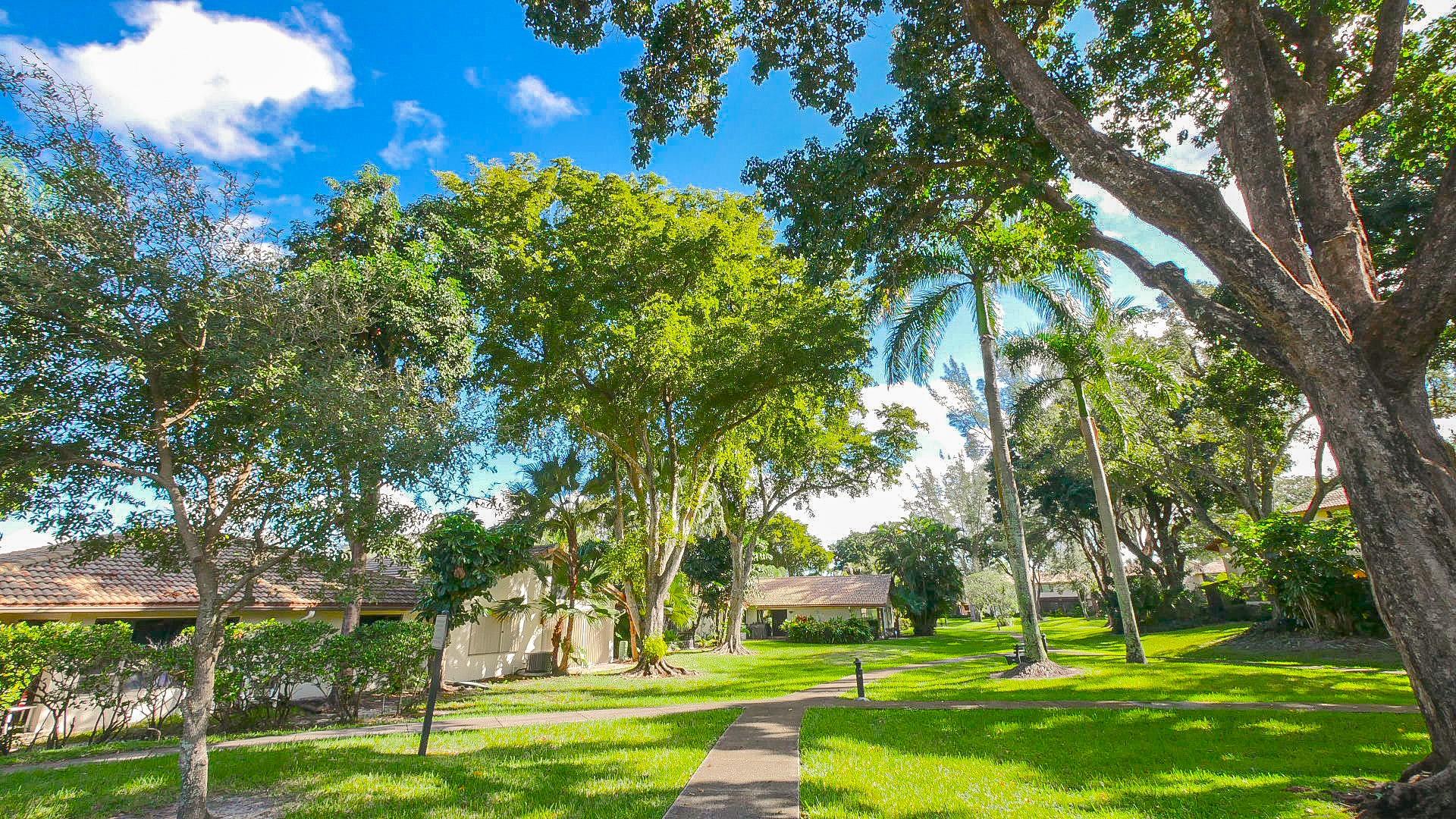 Hills Of Inverrary - Residential Lease