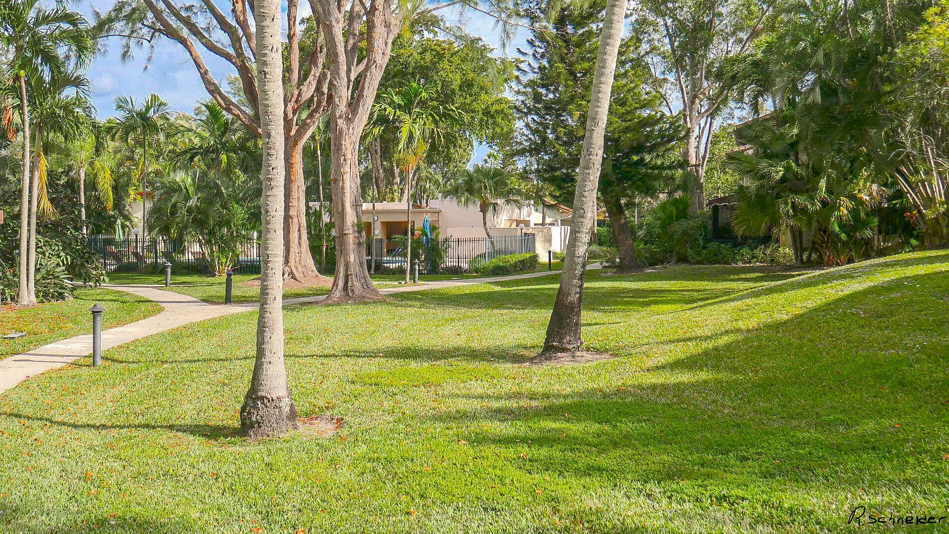 Hills Of Inverrary - Residential Lease