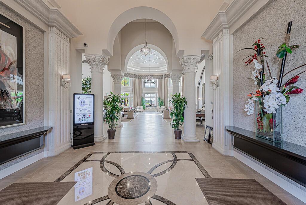 VALENCIA SHORES 3 - Residential