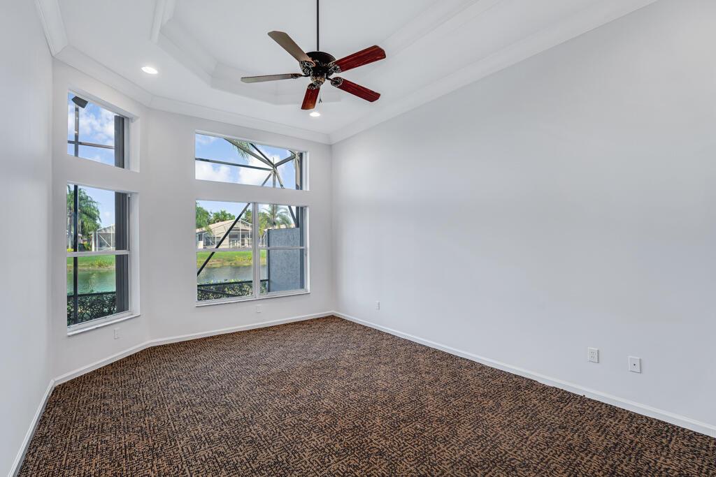 VALENCIA SHORES 3 - Residential