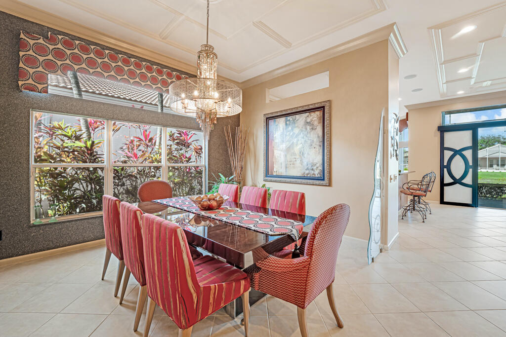 VALENCIA SHORES 3 - Residential