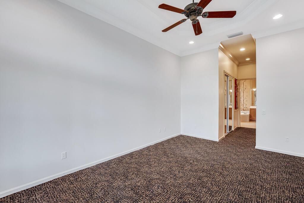 VALENCIA SHORES 3 - Residential