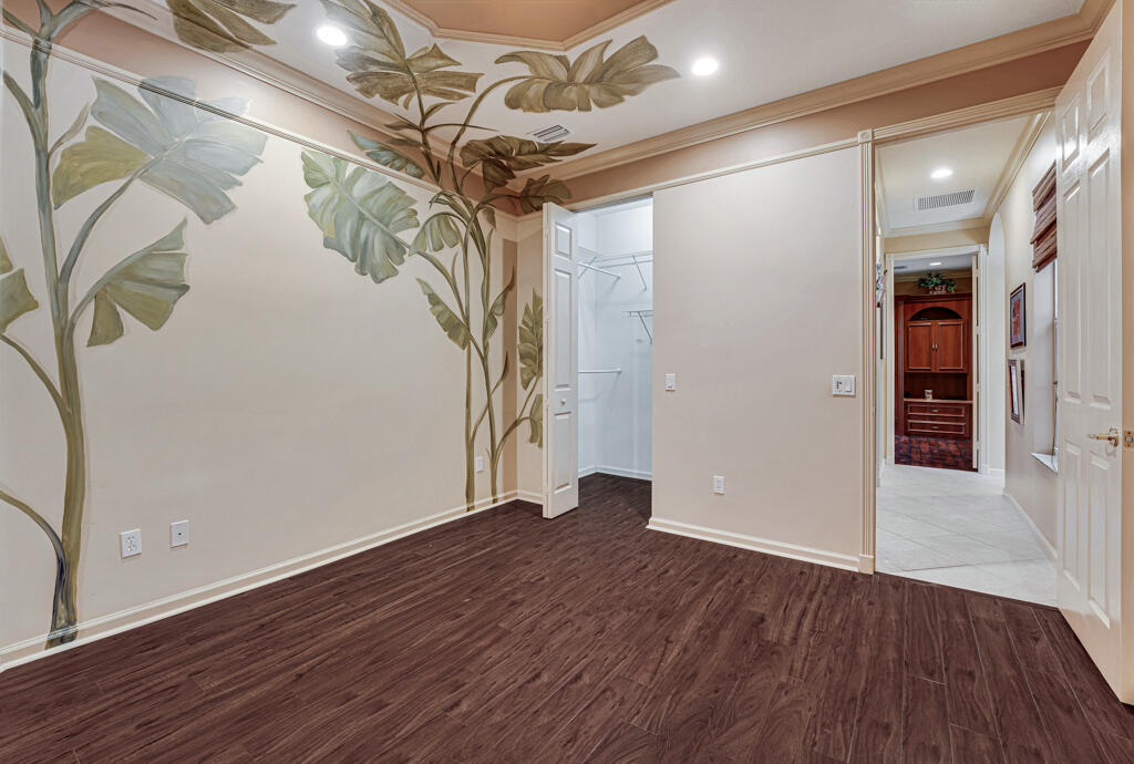 VALENCIA SHORES 3 - Residential