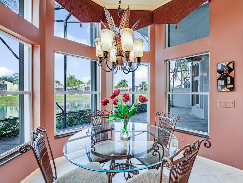 VALENCIA SHORES 3 - Residential