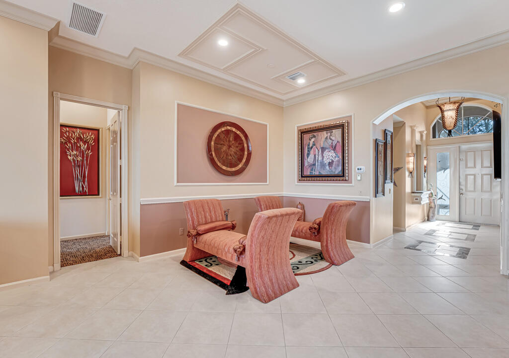 VALENCIA SHORES 3 - Residential