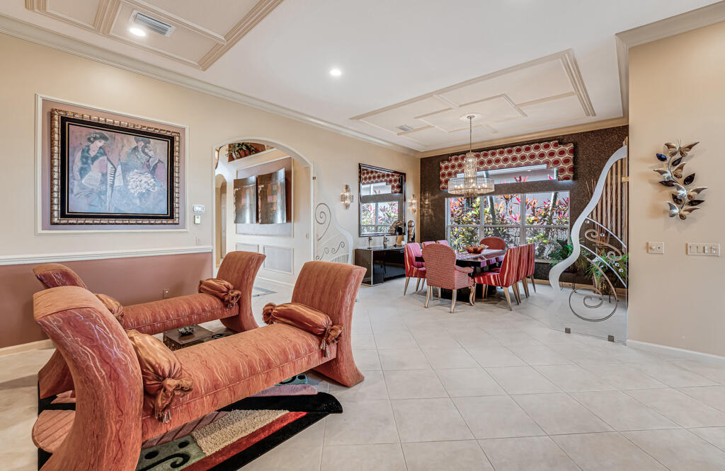 VALENCIA SHORES 3 - Residential