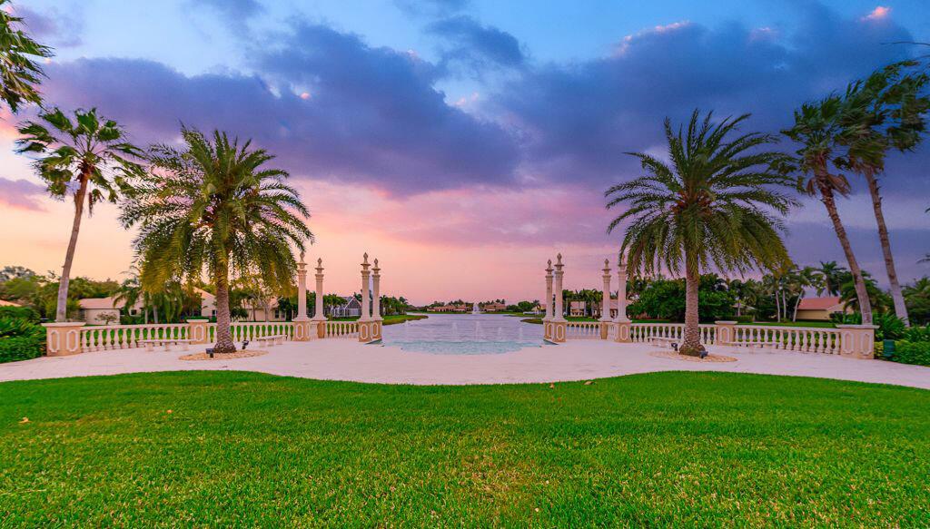 VALENCIA SHORES 3 - Residential