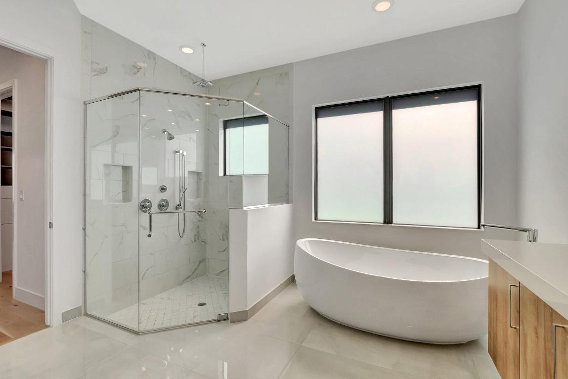 LOTUS - Residential Lease