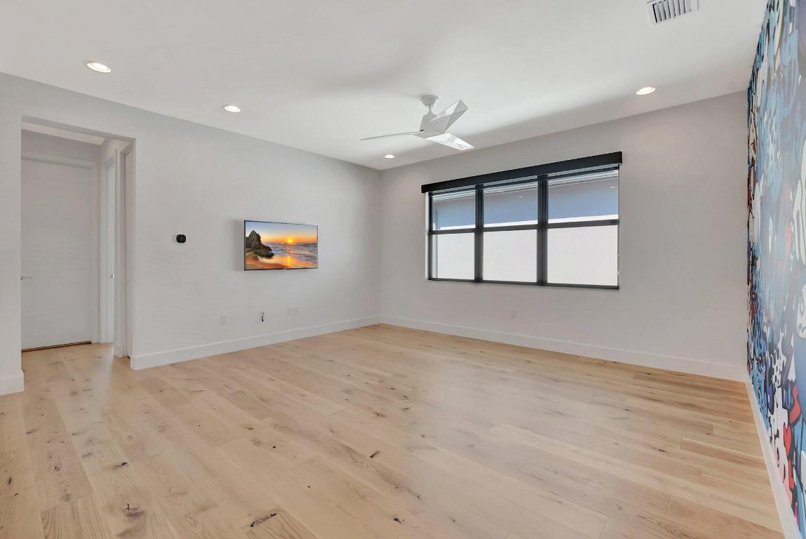 LOTUS - Residential Lease