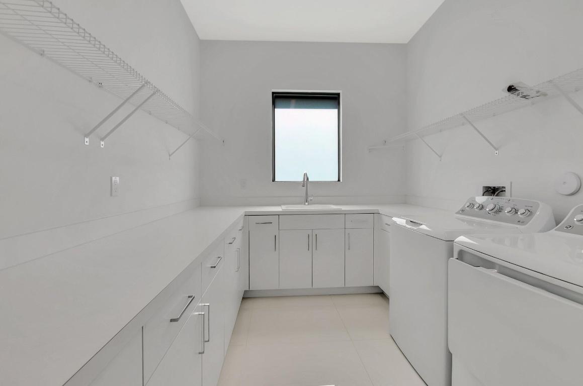 LOTUS - Residential Lease