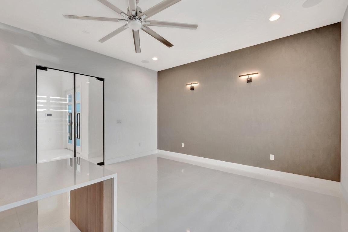 LOTUS - Residential Lease