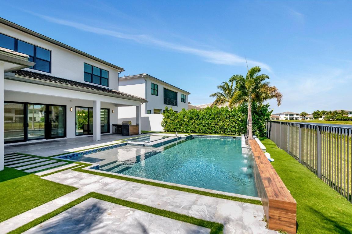 LOTUS - Residential Lease