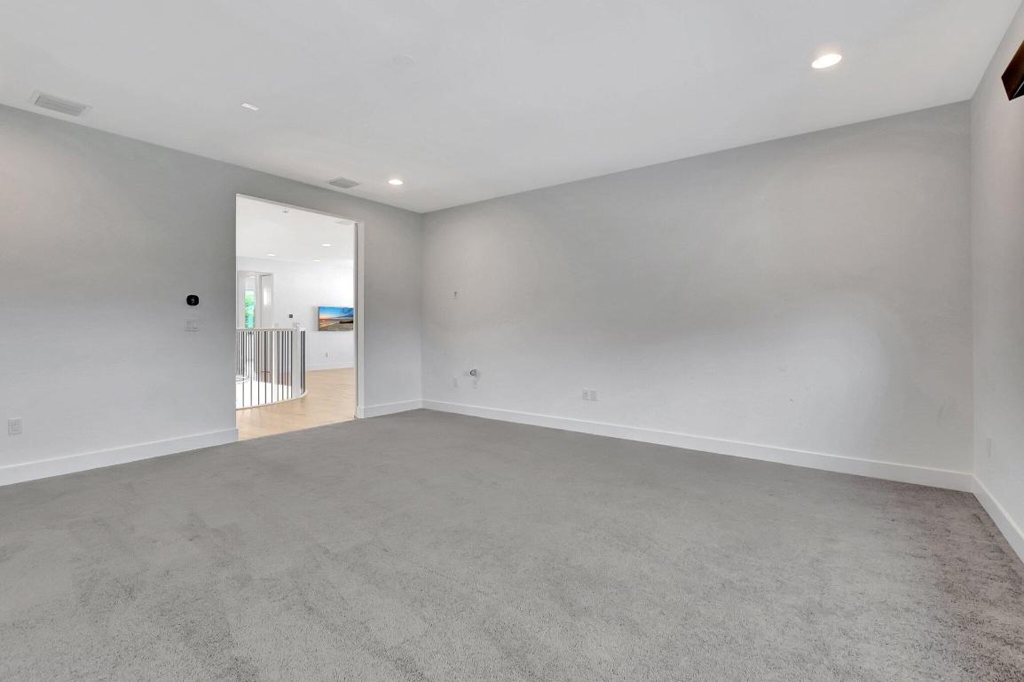 LOTUS - Residential Lease