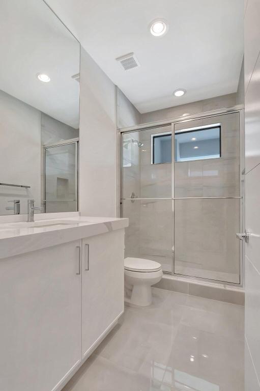 LOTUS - Residential Lease