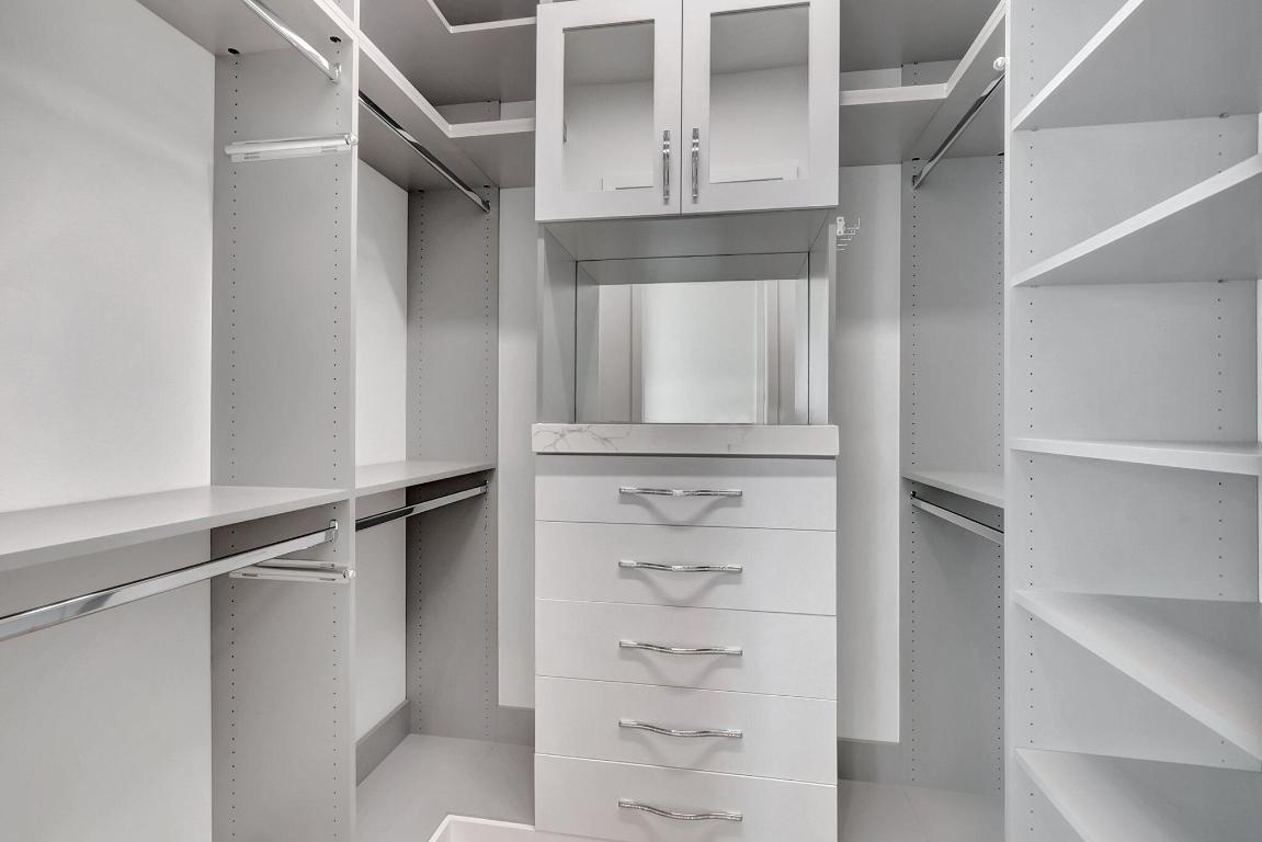 LOTUS - Residential Lease