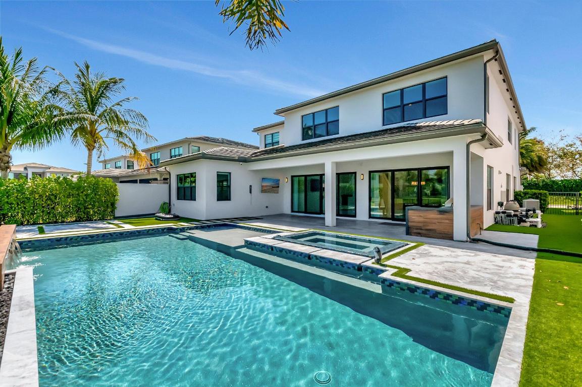 LOTUS - Residential Lease