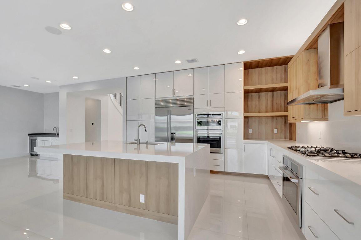 LOTUS - Residential Lease