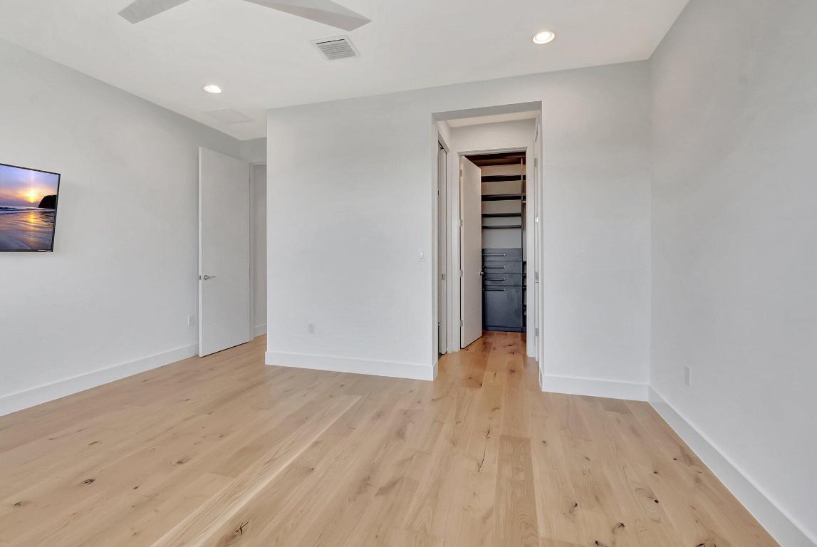 LOTUS - Residential Lease