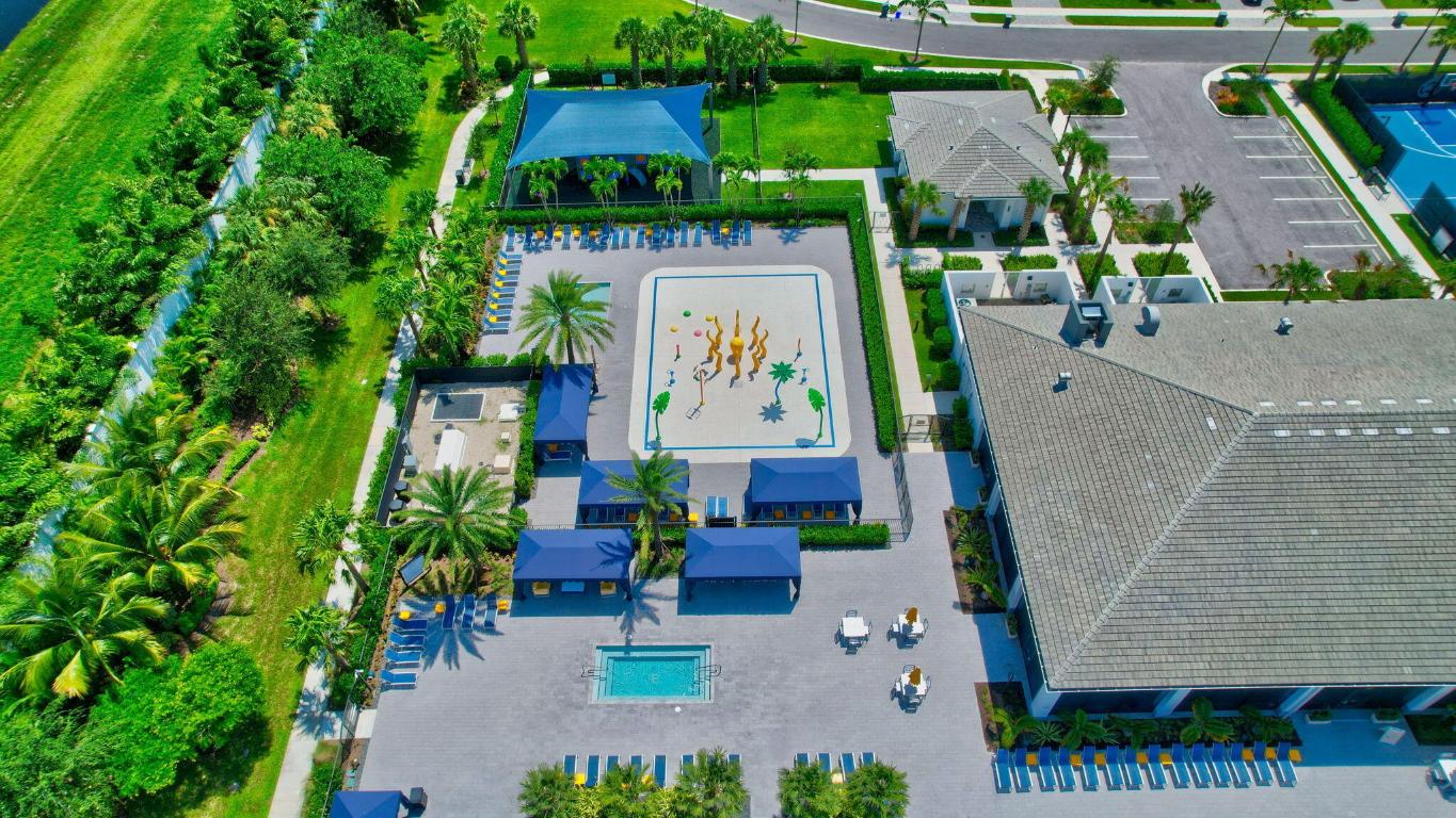 LOTUS - Residential Lease