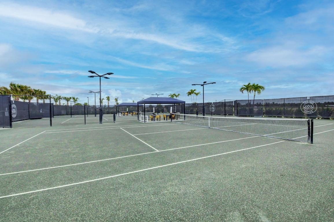 LOTUS - Residential Lease