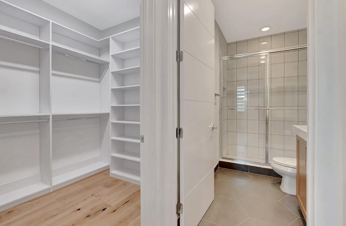 LOTUS - Residential Lease