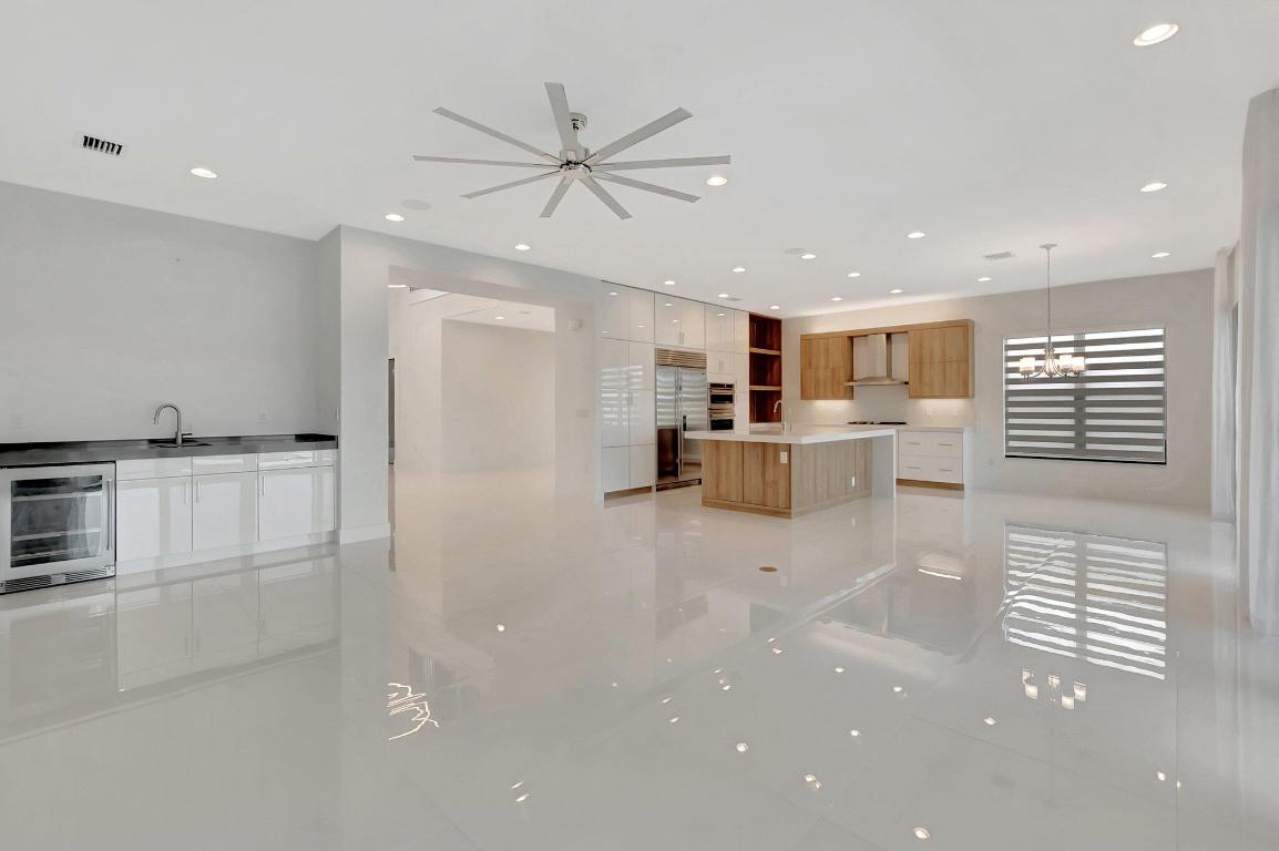 LOTUS - Residential Lease