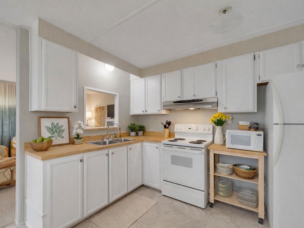 NATALIE ESTATES MOBILE HOME PARK CO-OP - Residential