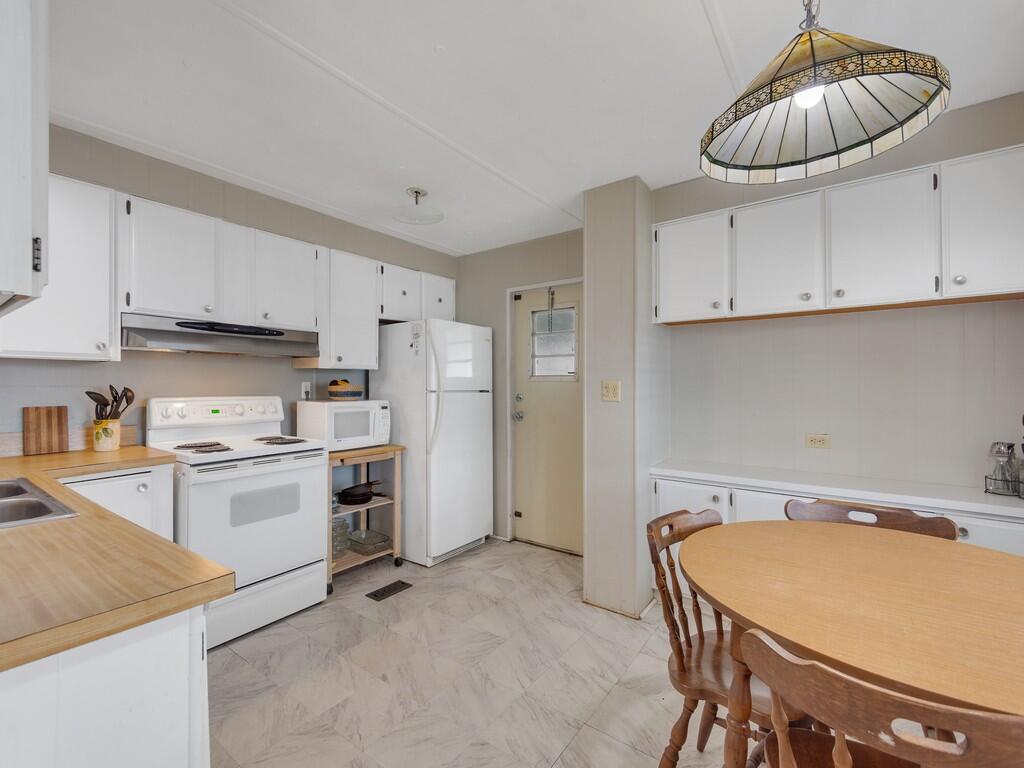 NATALIE ESTATES MOBILE HOME PARK CO-OP - Residential