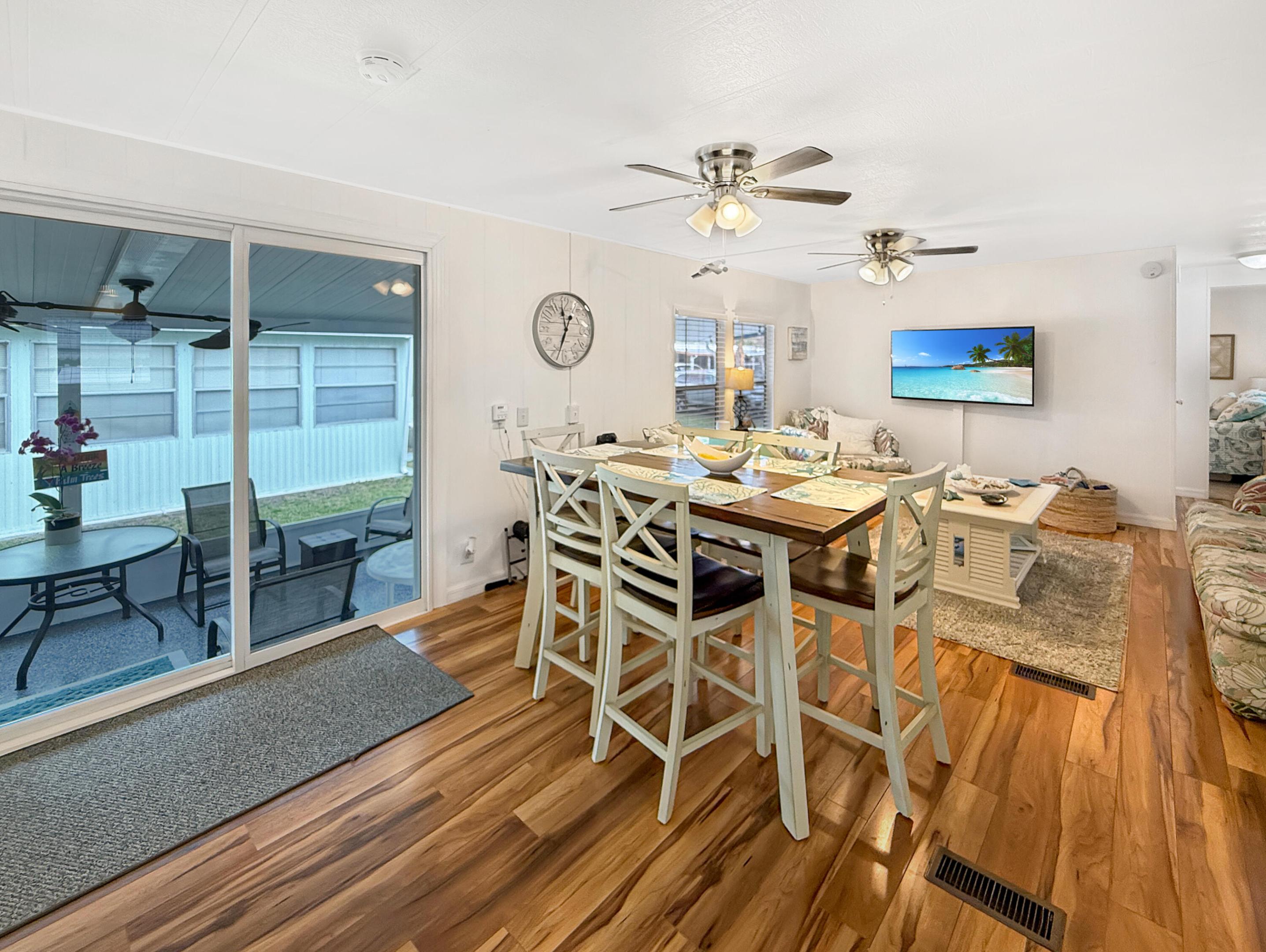 Royal Palm Mobile Home Community - Residential