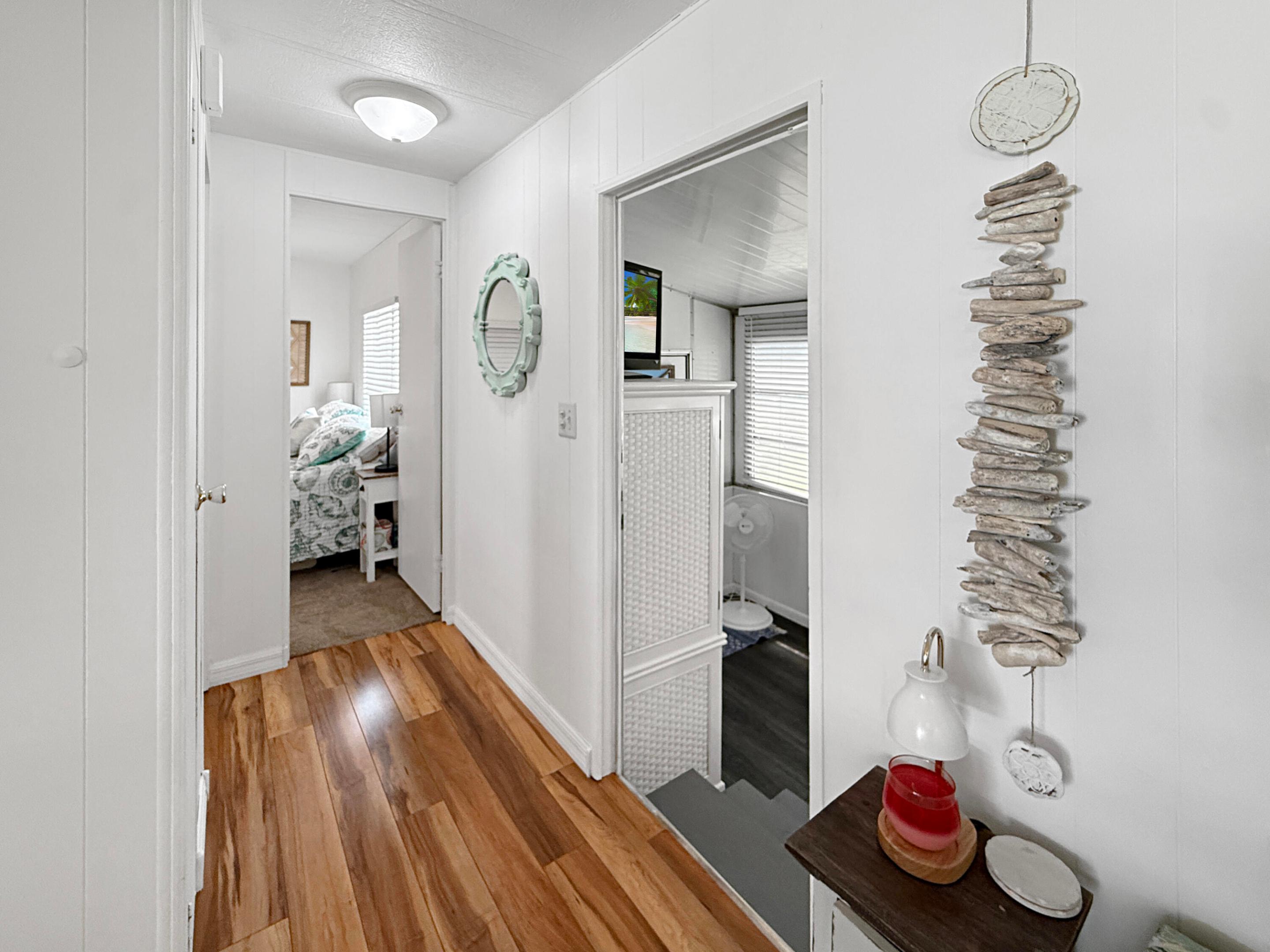 Royal Palm Mobile Home Community - Residential