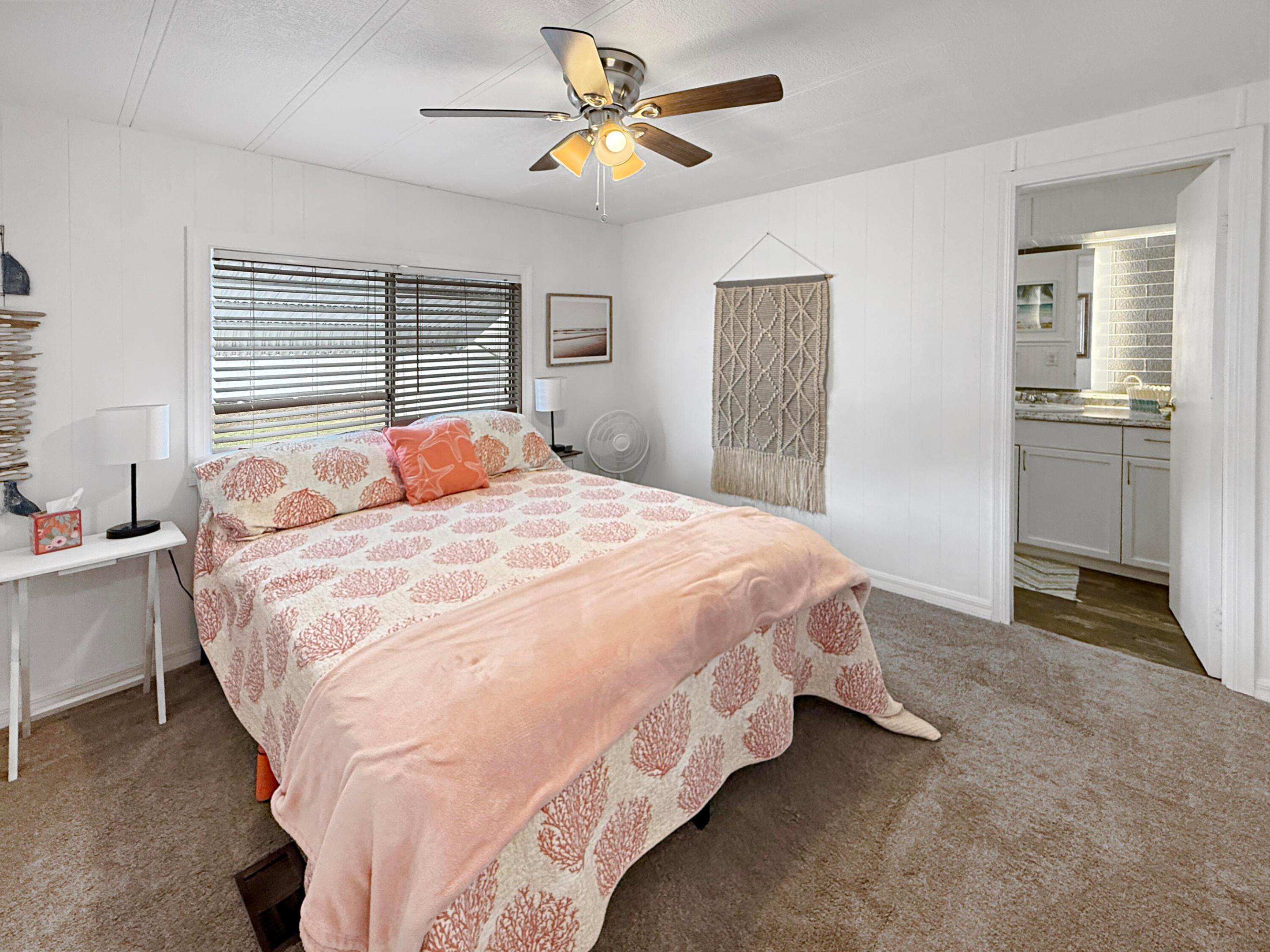 Royal Palm Mobile Home Community - Residential