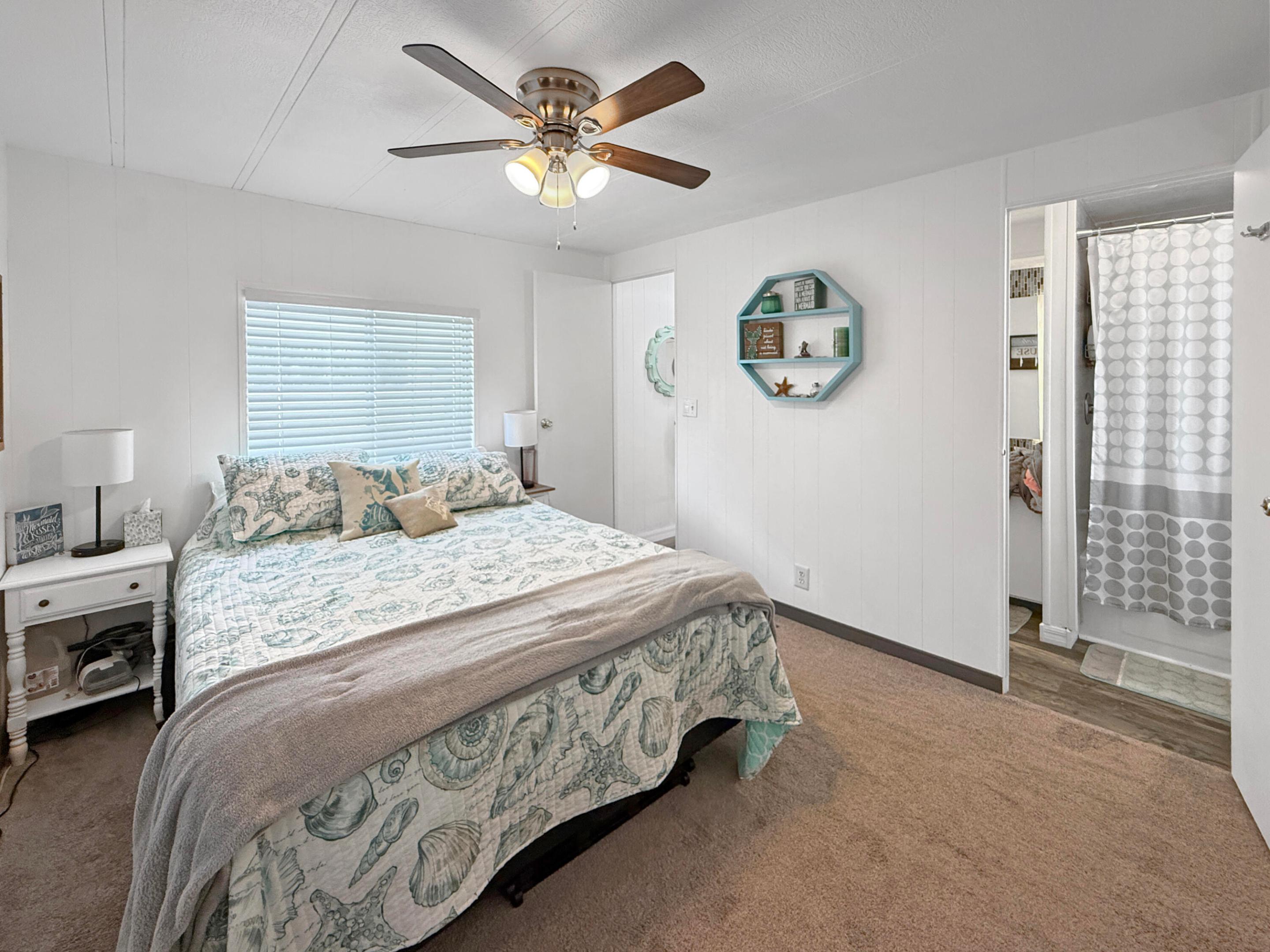 Royal Palm Mobile Home Community - Residential