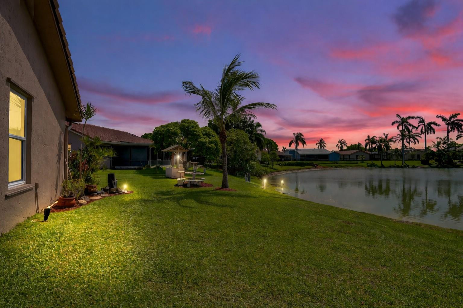 Sunflower Margate 82-38 B - Residential Lease