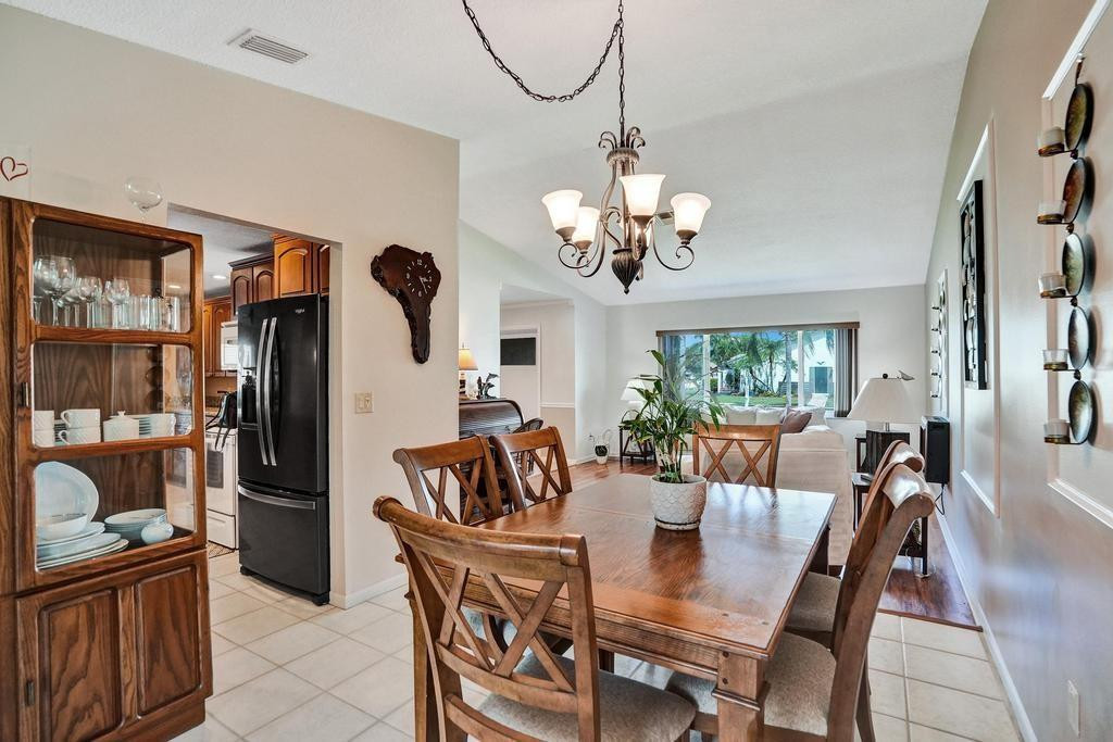 Sunflower Margate 82-38 B - Residential Lease