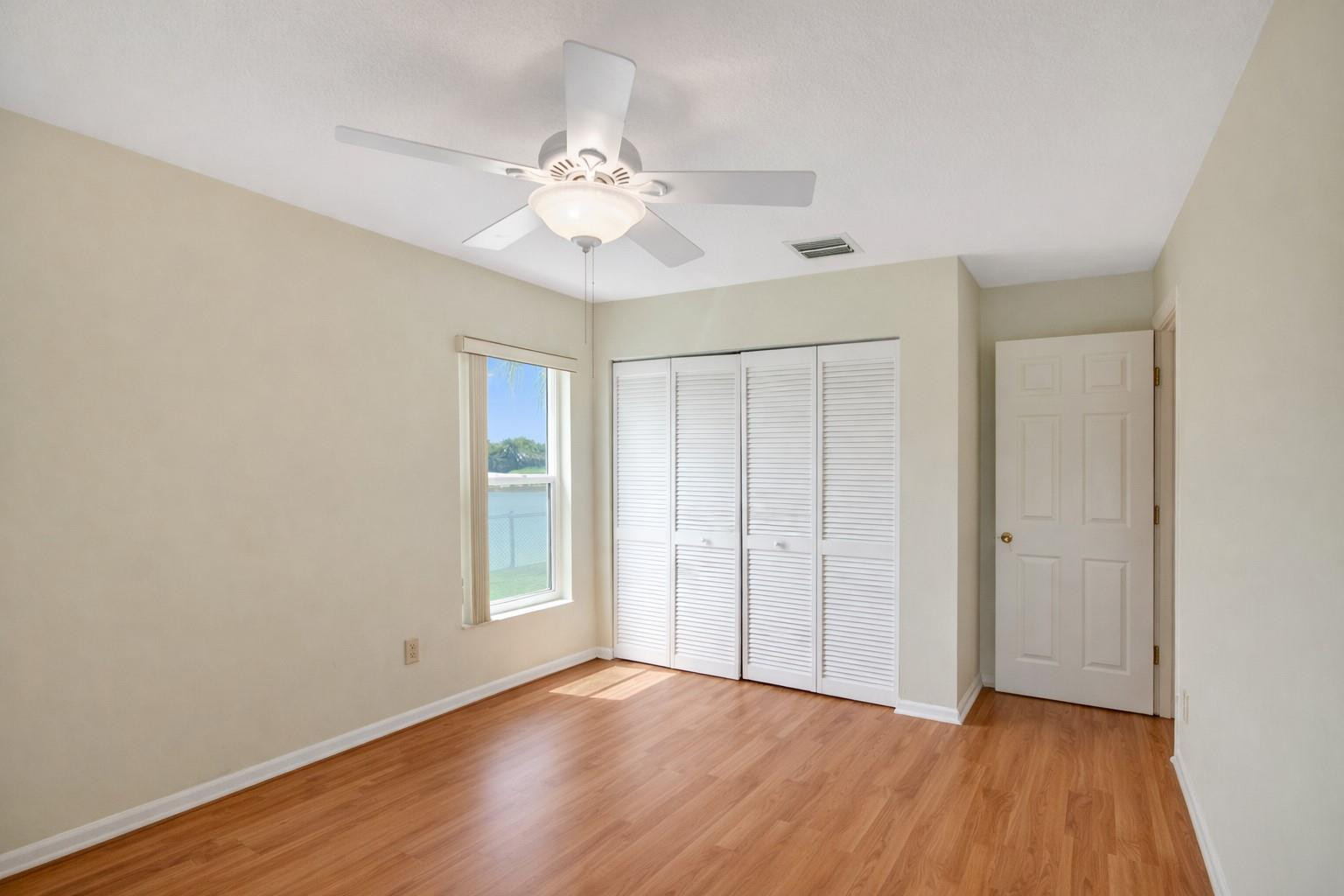 Sunflower Margate 82-38 B - Residential Lease