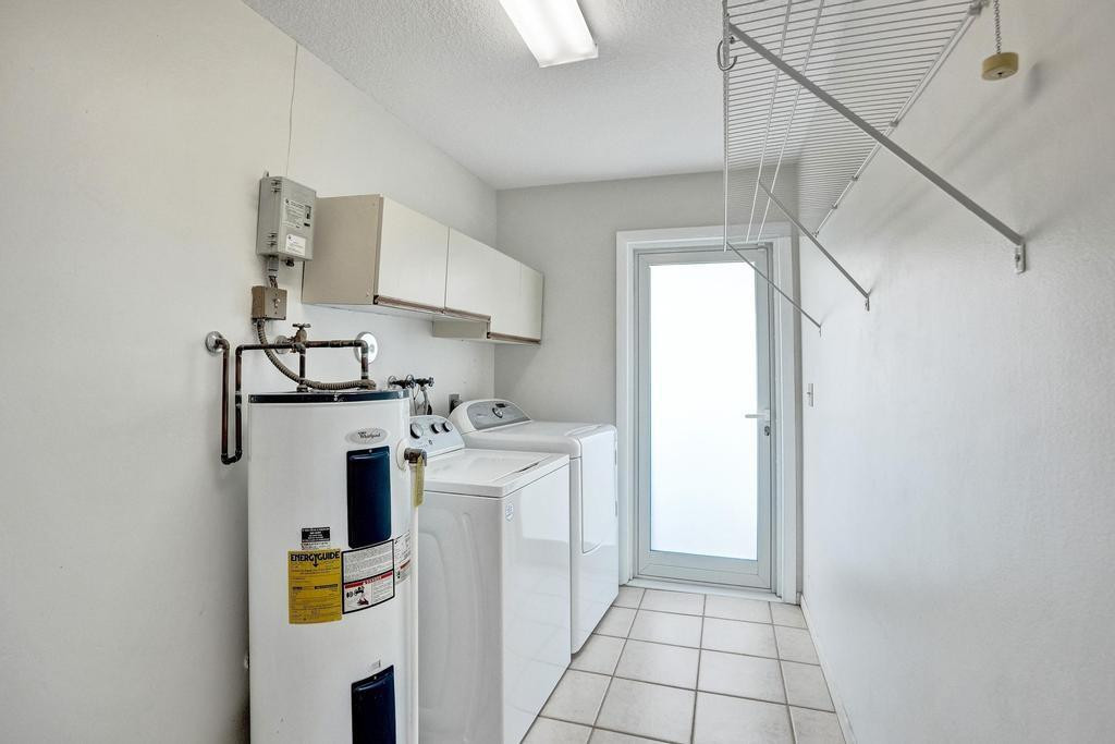 Sunflower Margate 82-38 B - Residential Lease