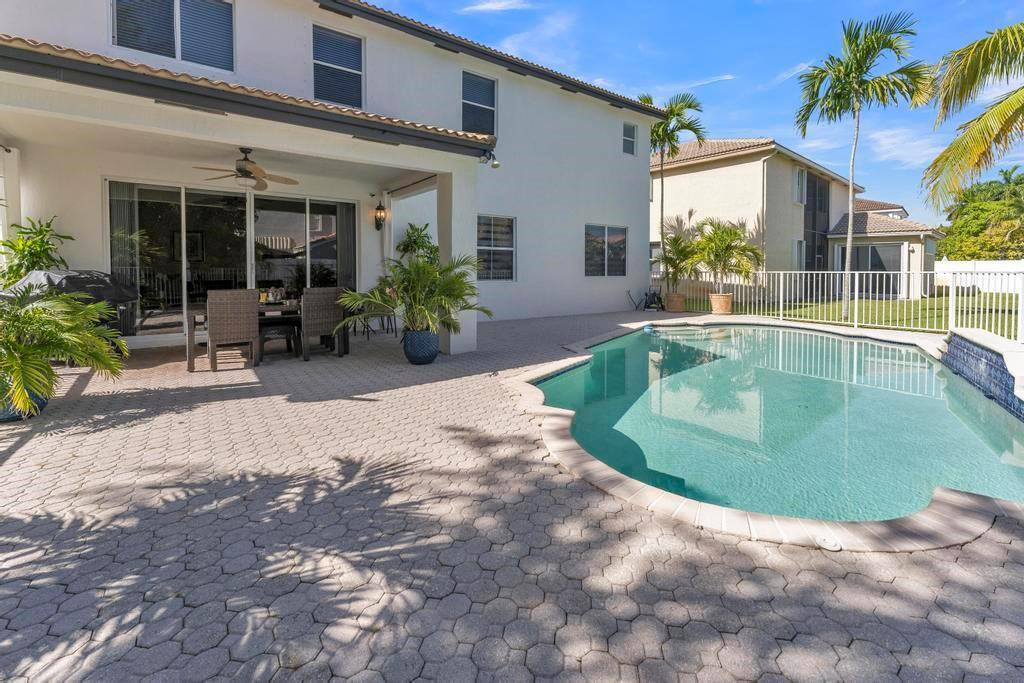 SILVER LAKES PHASE III - Residential