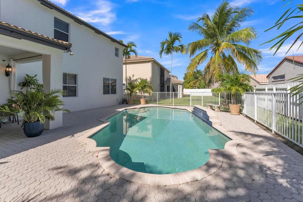 SILVER LAKES PHASE III - Residential