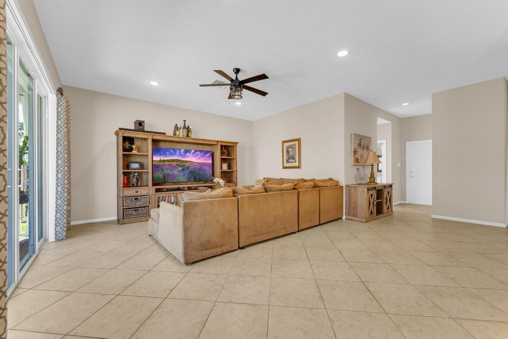 SILVER LAKES PHASE III - Residential