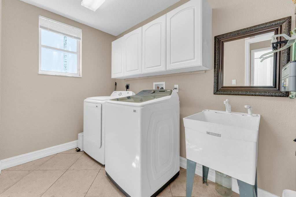 SILVER LAKES PHASE III - Residential