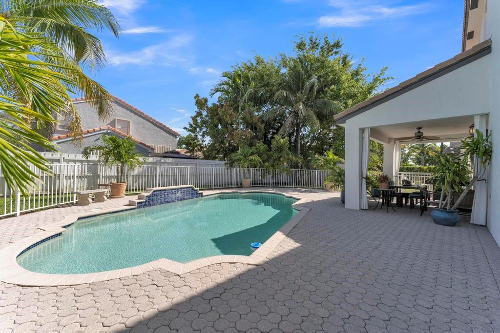 SILVER LAKES PHASE III - Residential