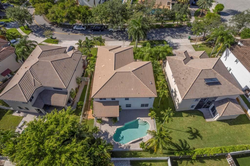 SILVER LAKES PHASE III - Residential